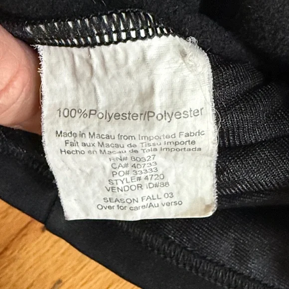 PEARL IZUMI Black Softshell Jacket with Light Gray Zippers, Size Medium - Picture 5 of 5